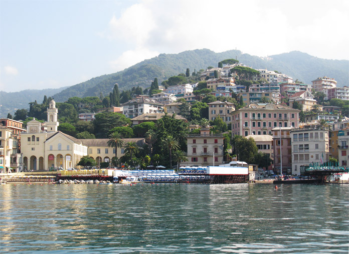 Rapallo vista dal mare